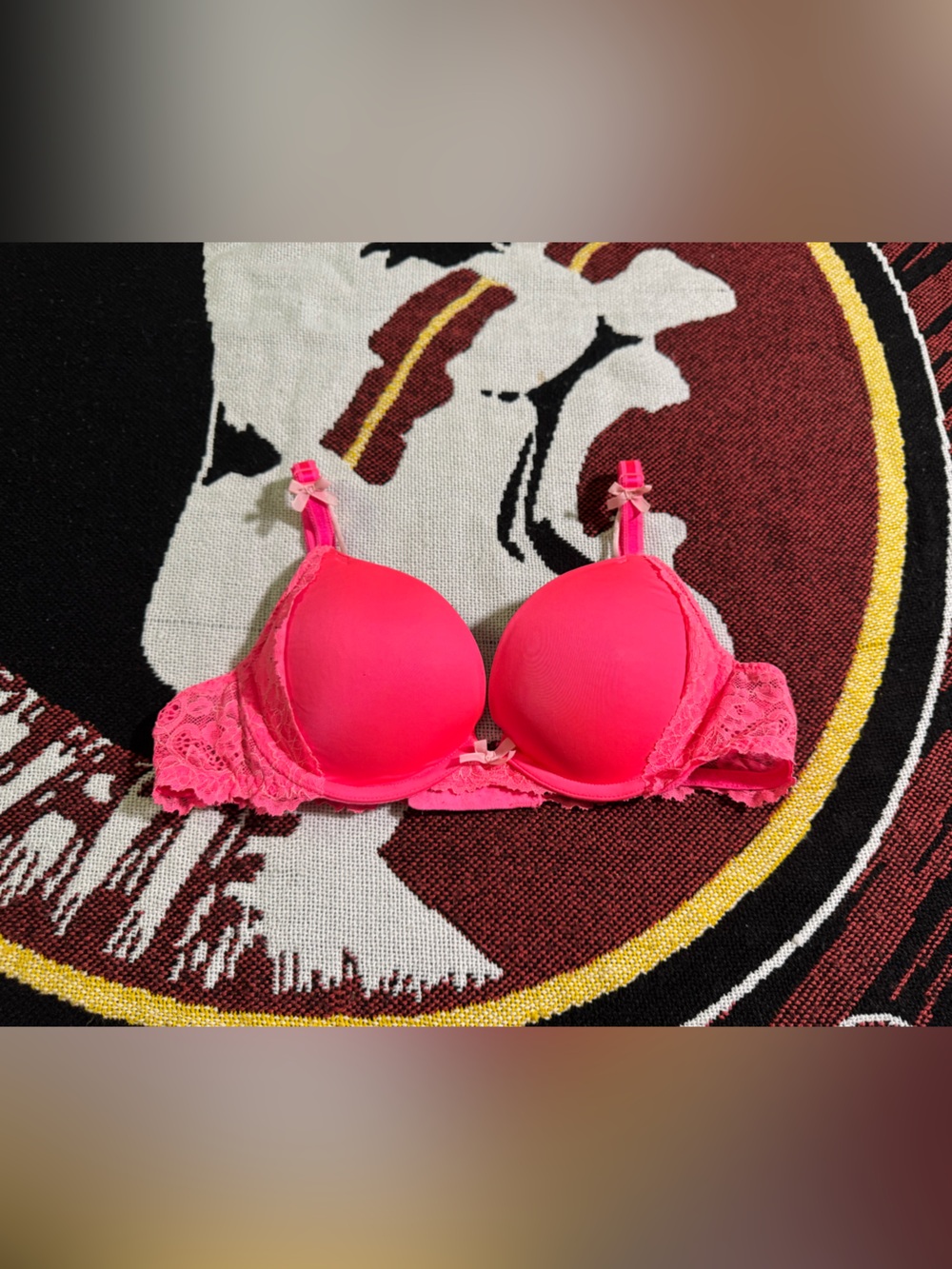 Victoria's Secret Neon Pink Lace Push-Up Bra